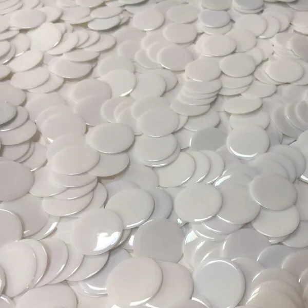 MR CHIPS Plastic Bingo Chips for Bingo Games 250 Count Bag - Solid and Transparent Colors Counting Chips - Solid White - 7/8 Inch