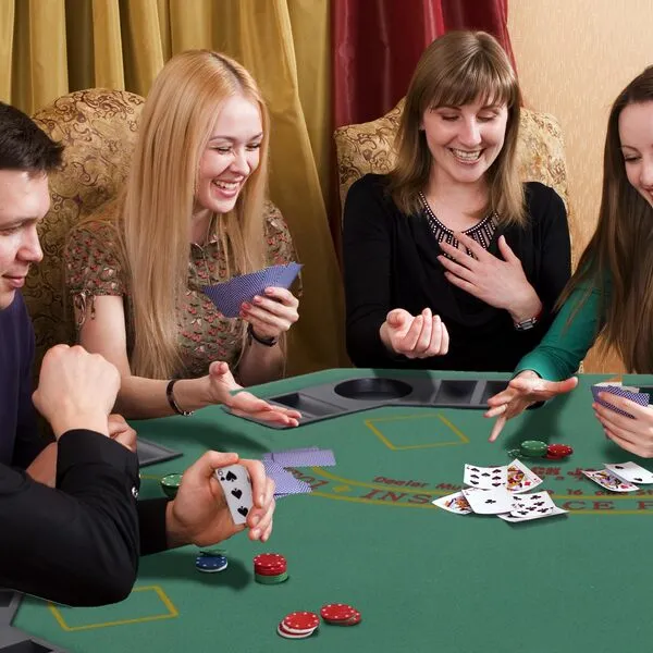 Soozier Poker Table Foldable, 47