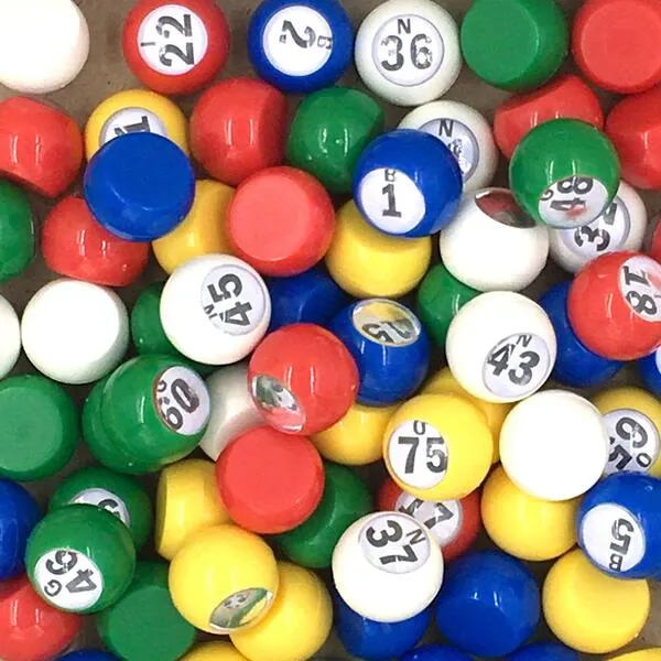 Tapp Collections Multi Color Plastic Bingo Ball Set - Balls with Flat Surface + Foldable Checkerboard + Drawstring Canvas Bag