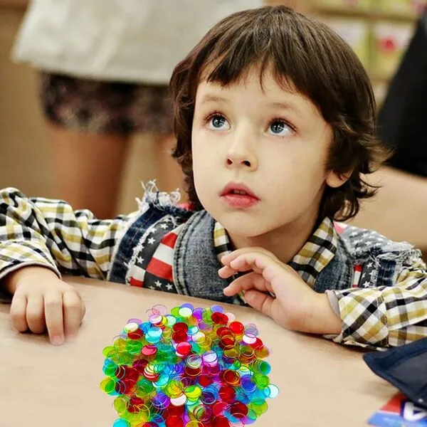 SEETOOOGAMES Bingo Chips Markers 1000-3/4 inch Plastic Clear Bingo Chips for Bingo Games - Transparent Math Counting Chips for Classroom Teaching