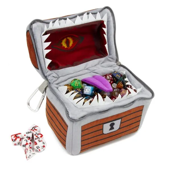 CASEMATIX Mimic Dice Chest and DND Dice Case with 7 Included RPG Dice - 6.5